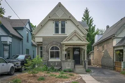 907 Lorne Avenue, London East, On N5w 3l2