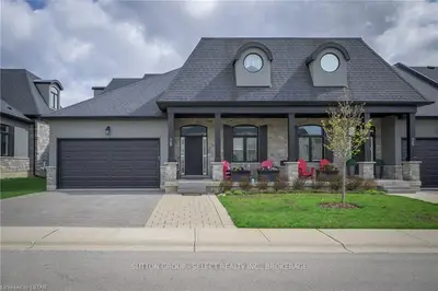 2215 Callingham Drive 28, London North, On N6g 0p1