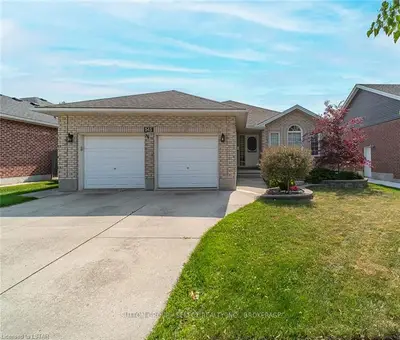 545 Agnes Drive, Strathroy-caradoc, On N7g 4c9
