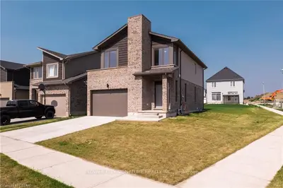 441 Edgevalley Road, London East, On N5v 5j4