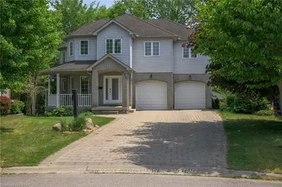 577 Sprucewood Drive, London North, On N5x 4j5