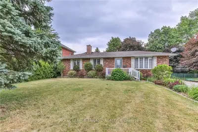 251 Currie Road, Dutton/dunwich, On N0l 1j0