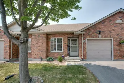 100 Stroud Crescent 5, London South, On N6e 4a1