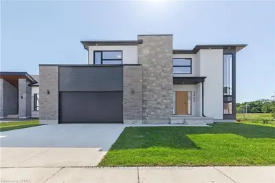 3447 Grand Oak, London South, On, N6p 0g6