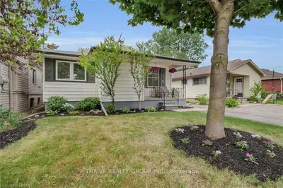 67 Mackay Avenue, London South, On N6j 2v4