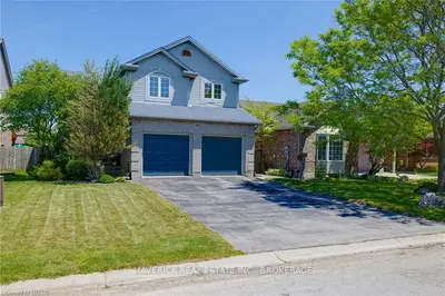492 Cardigan Drive, London South, On N6m 1j4