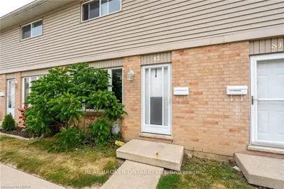 320 Westminster Avenue 82, London South, On N6c 5h5