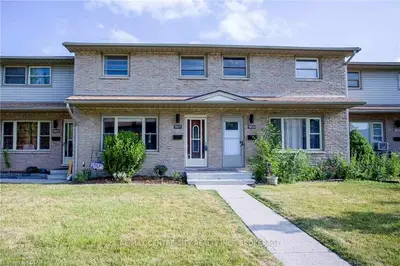 967 Notre Dame Drive, London South, On N6j 3c3