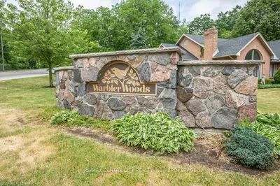26 Foxborough Grove, London South, On N6k 4a7