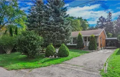 344 Malcom Street B, London South, On N6j 1c2