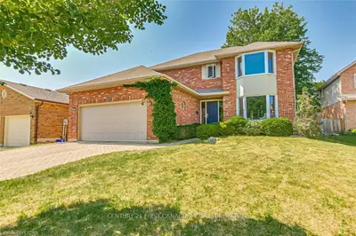 54 St Bees Place, London North, On N6g 4c3