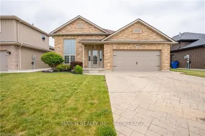 431 TWEEDSMUIR Avenue W, Chatham-Kent, ON N7M 6L3