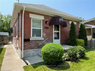 137 Madison Avenue, London East, On N5z 2p5