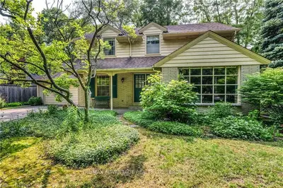 1771 RUTHERGLEN Drive, Sarnia, ON N7S 3T3