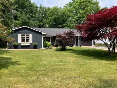 11775 BATES Drive, Chatham-Kent, ON N0P 1X0