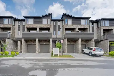 1960 Dalmagarry Road 192, London North, On N6g 0t8