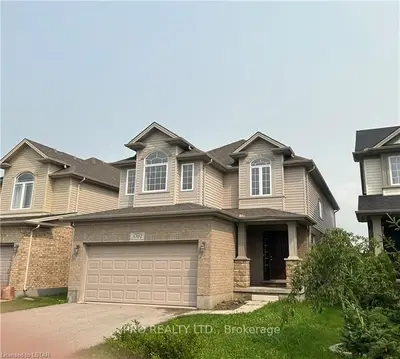 3302 Emilycarr Lane, London South, On N6l 0b3