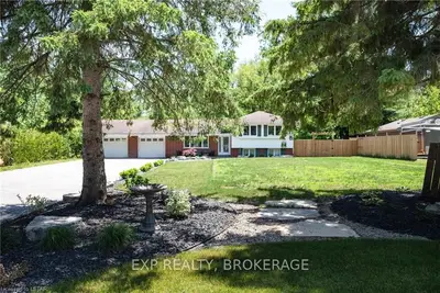 797 Clark Street, Strathroy-caradoc, On N0l 1w0