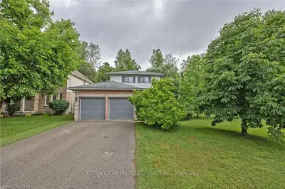 67 Meadowridge Road, London North, On N6h 5e6