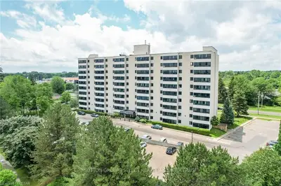 600 Grenfell Drive 907, London North, On N5x 2r8