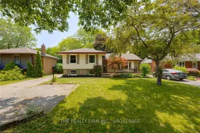 743 Glengyle Crescent, London North, On N5x 1x8