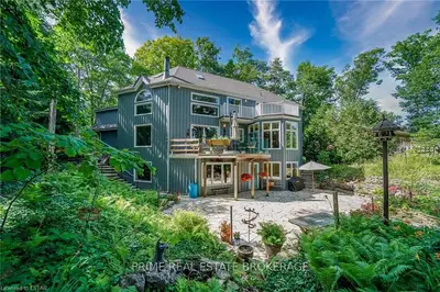9967 OLD RIVER Road, Lambton Shores, ON N0M 1T0