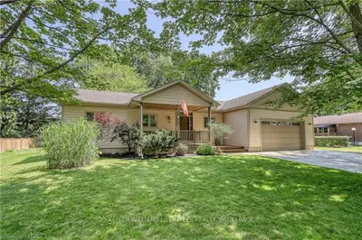 271 Coad Street, Southwest Middlesex, On N0l 1m0