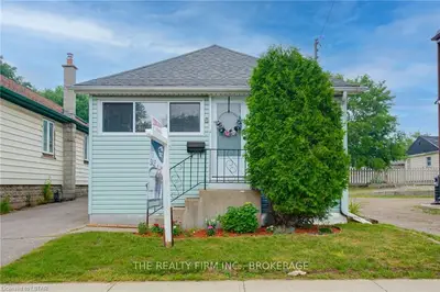 6 Boullee Street, London East, On N5y 1t4