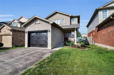 1104 Marigold Street, London North, On N5x 4p2