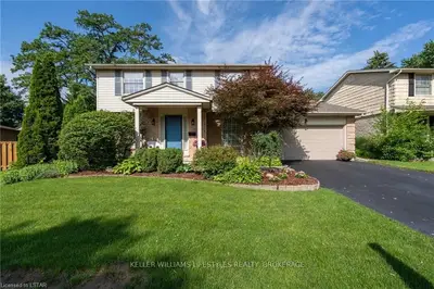 15 Dunsmoor Road, London South, On N6k 1t4