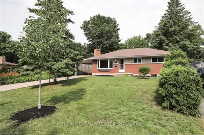 29 Susan Avenue, London East, On N5v 2g1