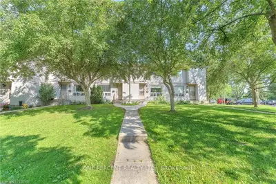 88 Monmore Road, London North, On N6g 3b3