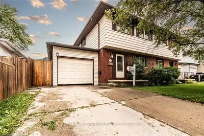 366 Base Line Road W, London South, On N6j 1w1