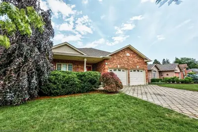 571 Thornwood Court, London North, On N6h 5j5