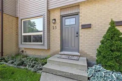 253 Taylor Street 25, London East, On N5y 2j6