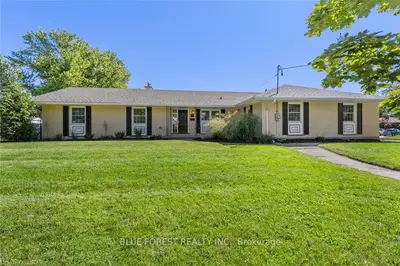 30 Sunray Avenue, London South, On N6p 1b8