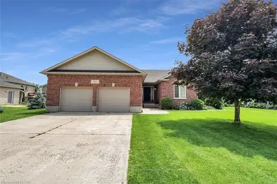 523 Woodward Drive, Strathroy-caradoc, On N0l 1w0