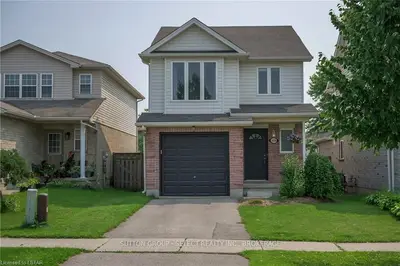 1938 Bloom Crescent, London North, On N5x 4n3