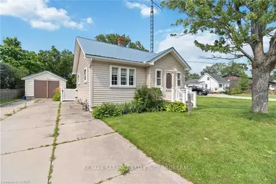 4372 NORTH Street, Petrolia, ON N0N 1R0