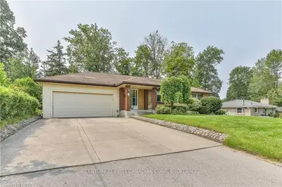 312 Ridgewood Crescent, London South, On N6j 3g6