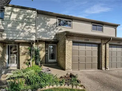 155 Deveron Crescent, London South, On N5z 4j7
