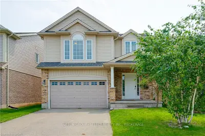 225 Mcmahen Street, London East, On N5y 0a2