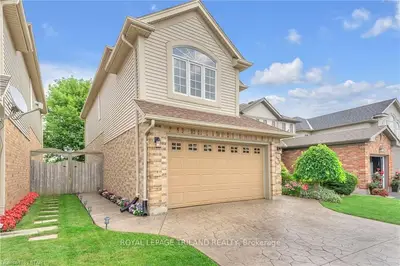 490 Cuthbert Circle, London South, On N6m 1k7