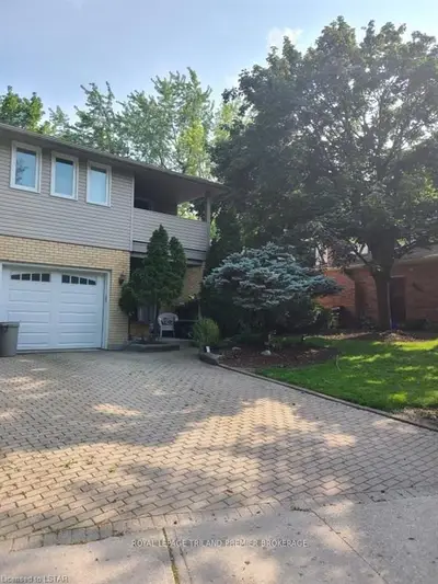 966 Woodhaven Road, London North, On N6h 4l8