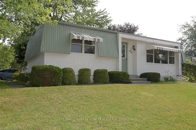 224 PEBBLE BEACH Parkway, South Huron, ON N0M 1T0