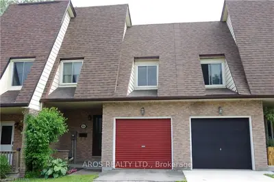 2026 Aldersbrook Road, London North, On N6g 3n3