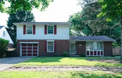 1643 Kathryn Drive, London North, On N6g 2r7