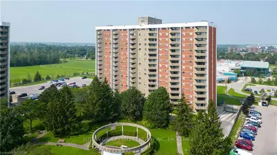 1103 Jalna Boulevard 1512, London South, On N6e 2w8