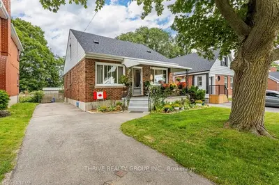 108 Lincoln Place, London South, On N6c 2c4
