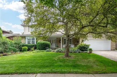 75 Leland Road, London South, On N6k 1t2